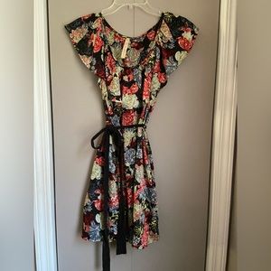 Floral dress. Satin feeling fabric